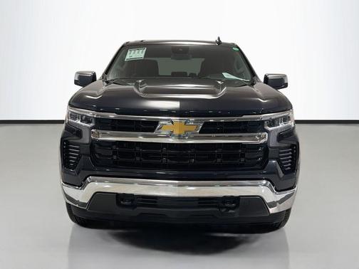 Dark Ash Metallic 2023 Chevrolet Silverado 1500 LT