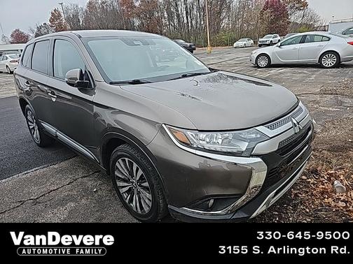 2020 Mitsubishi Outlander SE