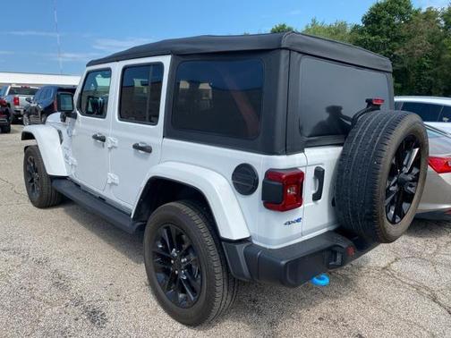 2022 Jeep Wrangler Unlimited 4xe Sahara