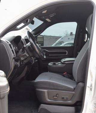 Bright White Clearcoat 2024 RAM 3500 Big Horn