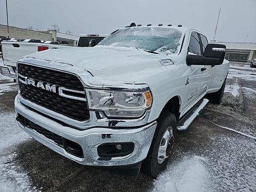 2024 RAM 3500 Big Horn