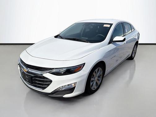 White 2024 Chevrolet Malibu LT