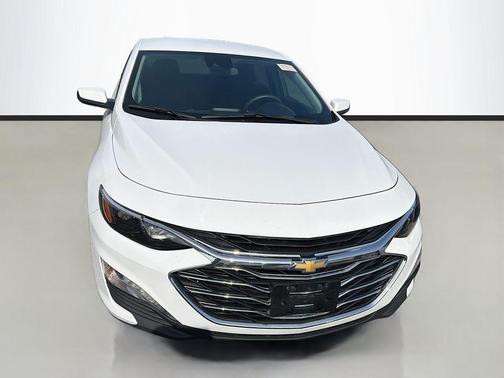 White 2024 Chevrolet Malibu LT