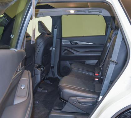 Majestic White 2023 INFINITI QX60 Luxe