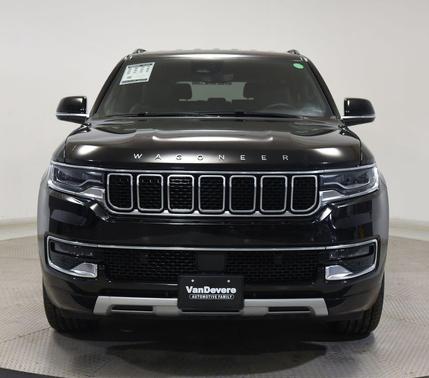 Diamond Black Crystal Pearlcoat 2024 Jeep Wagoneer L Series II