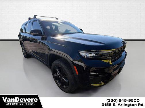 Diamond Black Crystal Pearlcoat 2024 Jeep Grand Cherokee L Limited