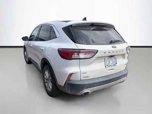 OXFORD WHITE 2022 Ford Escape SE