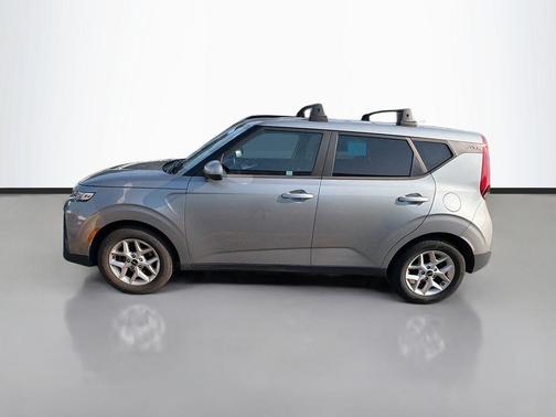 Steel Gray 2022 Kia Soul LX