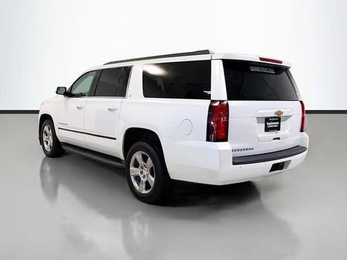 Iridescent Pearl Tricoat 2016 Chevrolet Suburban LT
