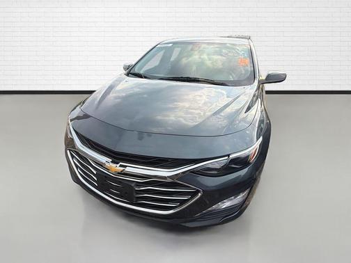 Shadow Gray Metallic 2020 Chevrolet Malibu LT