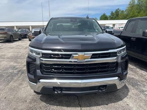 Dark Ash Metallic 2024 Chevrolet Silverado 1500 LT