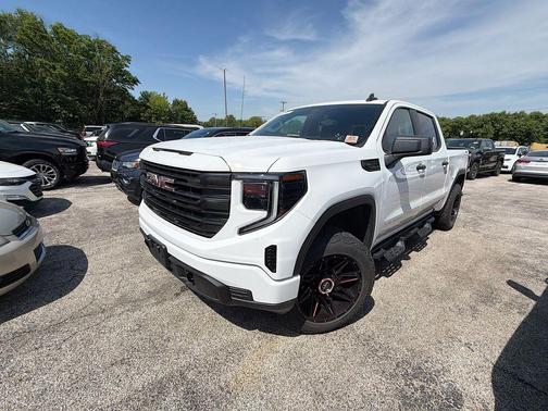 White 2024 GMC Sierra 1500 Pro