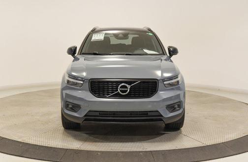 2021 Volvo XC40 T5 R-Design