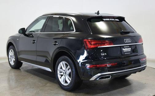 Black Metallic 2023 Audi Q5 45 S line Premium