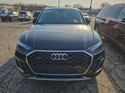 Black Metallic 2023 Audi Q5 45 S line Premium