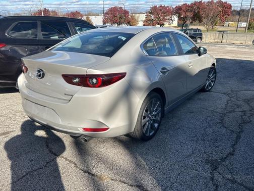 2025 Mazda Mazda3 FWD w/Preferred Package