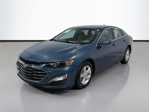 Lakeshore Blue Metallic 2024 Chevrolet Malibu 1LS