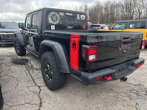 Black Clearcoat 2021 Jeep Gladiator Rubicon
