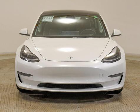 2022 Tesla Model 3 Standard Range