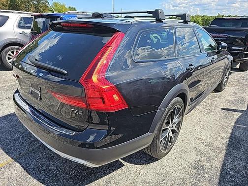 2020 Volvo V90 Cross Country T6 AWD