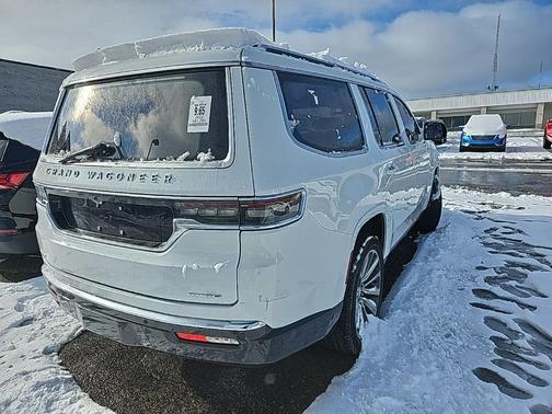 2022 Jeep Grand Wagoneer Series II