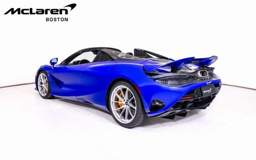 2026 McLaren 750S Base