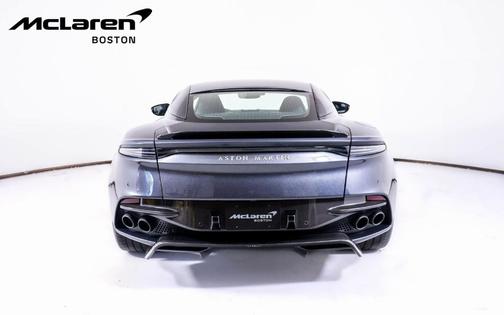 2021 Aston Martin DBS Superleggera