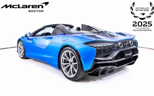 2026 McLaren Artura Performance