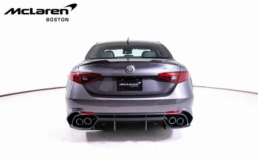 2023 Alfa Romeo Giulia Quadrifoglio