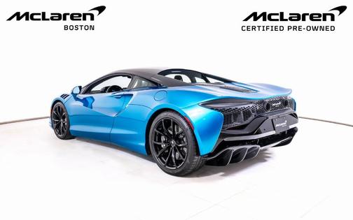 2024 McLaren Artura Base