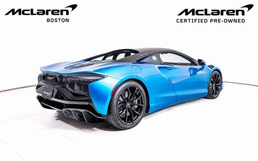 2024 McLaren Artura Base