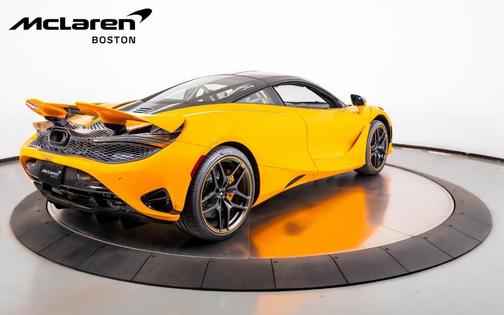 2024 McLaren 750S Base