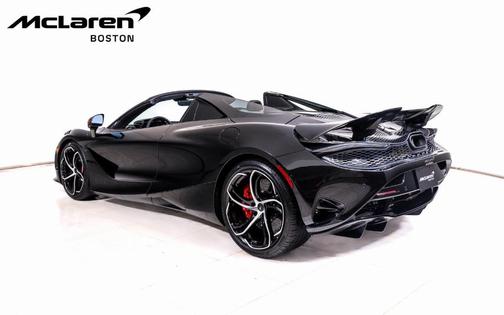 2026 McLaren 750S Base