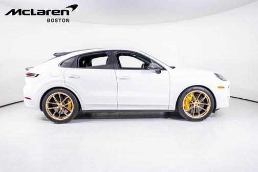 2024 Porsche Cayenne Turbo GT