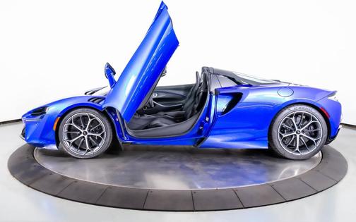 2025 McLaren Artura TechLux