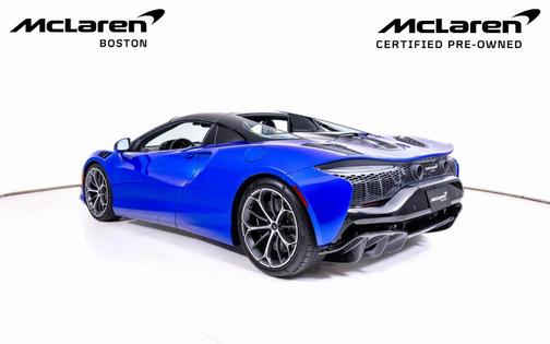 2025 McLaren Artura TechLux