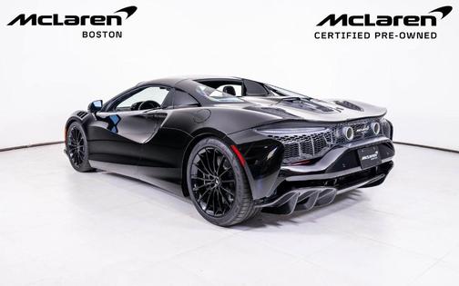 2025 McLaren Artura Base