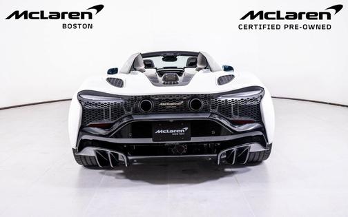 2025 McLaren Artura Performance