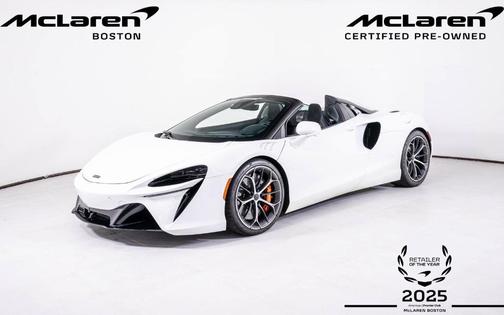 2025 McLaren Artura Performance