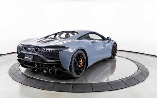 2024 McLaren Artura Performance