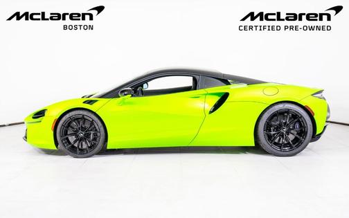 2024 McLaren Artura Base