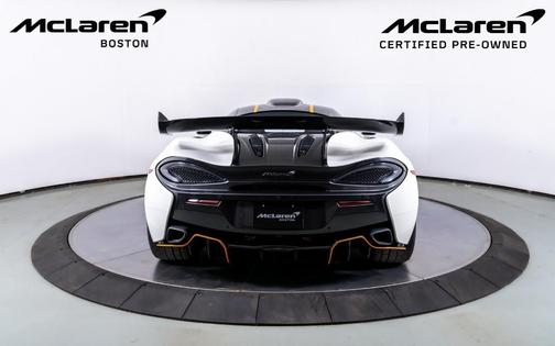 2020 McLaren 620R