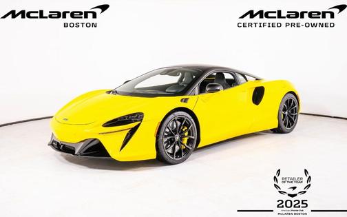2023 McLaren Artura TechLux