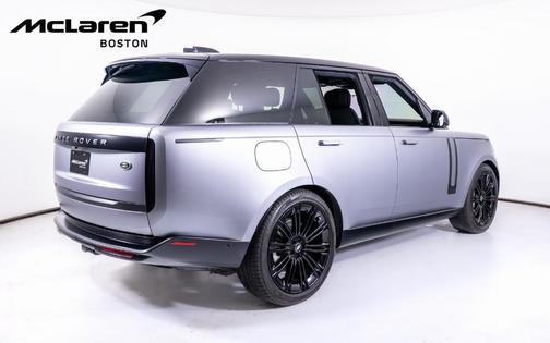 2023 Land Rover Range Rover P530 SE