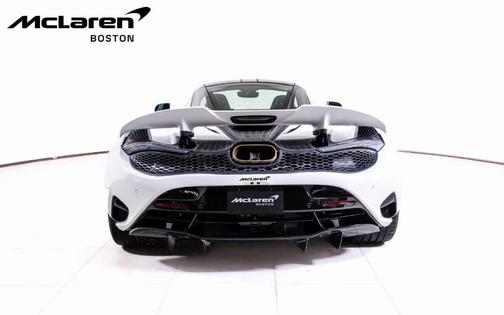 2025 McLaren 750S Base