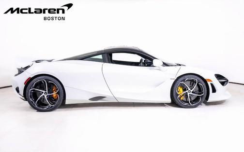 2025 McLaren 750S Base