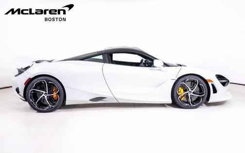 2025 McLaren 750S Base