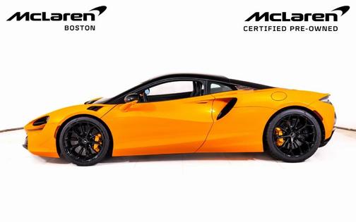 2023 McLaren Artura Performance