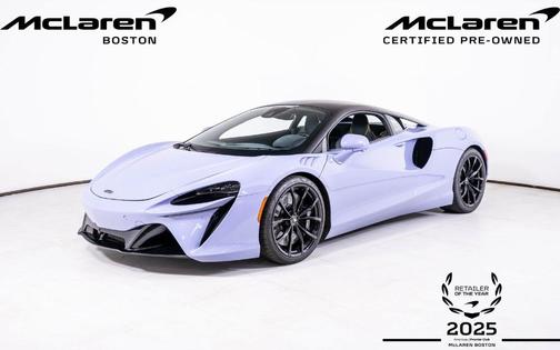2023 McLaren Artura Performance