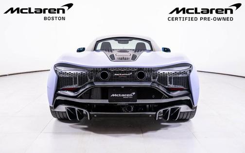 2023 McLaren Artura Performance